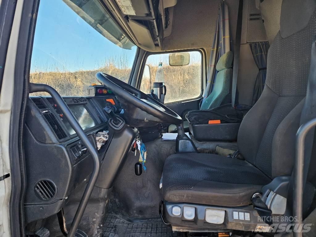 Volvo FM 12 Metsäkoneritilät