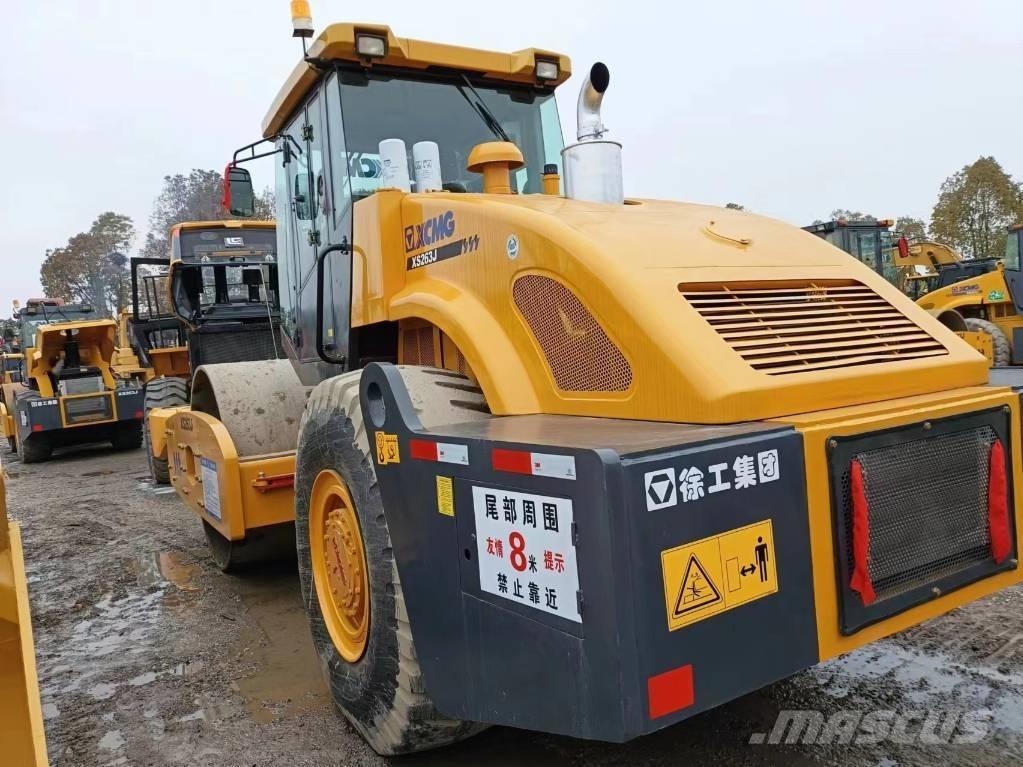 XCMG XC263J Yksivalssijyrät