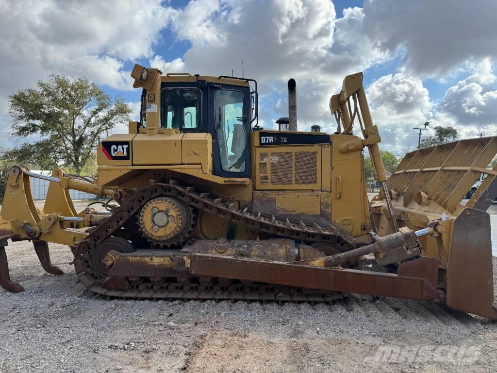 CAT D 7 R XR II Telaketjupuskutraktorit