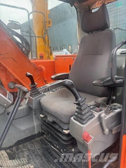 Doosan DX 140 LCR-3 Telakaivukoneet