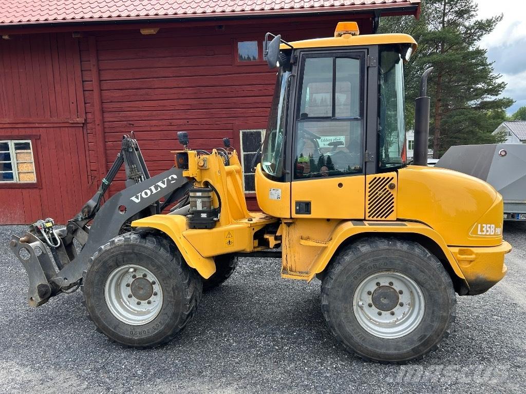 Volvo L 35 B Pyöräkuormaajat