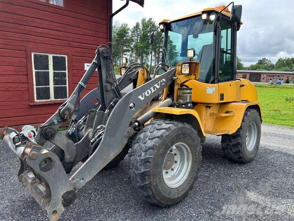 Volvo L 35 B Pyöräkuormaajat