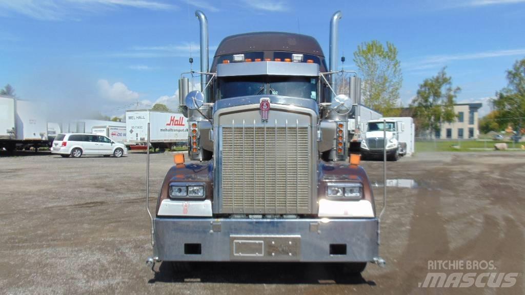 Kenworth W 900 Vetopöytäautot