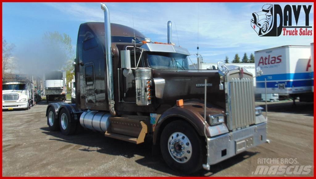 Kenworth W 900 Vetopöytäautot