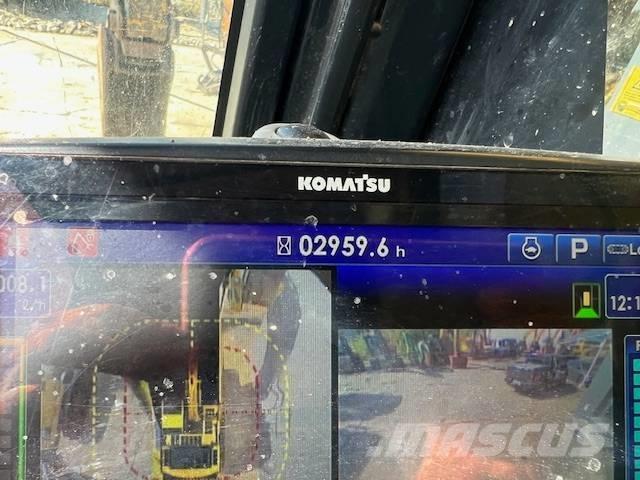 Komatsu PC 210 LC-11 Telakaivukoneet