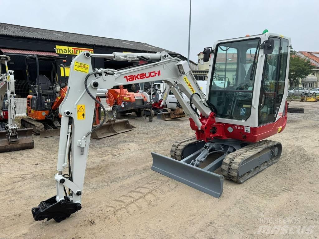 Takeuchi TB228 Minikaivukoneet < 7t