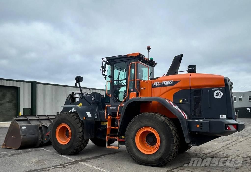 Doosan DL 320-7 Pyöräkuormaajat