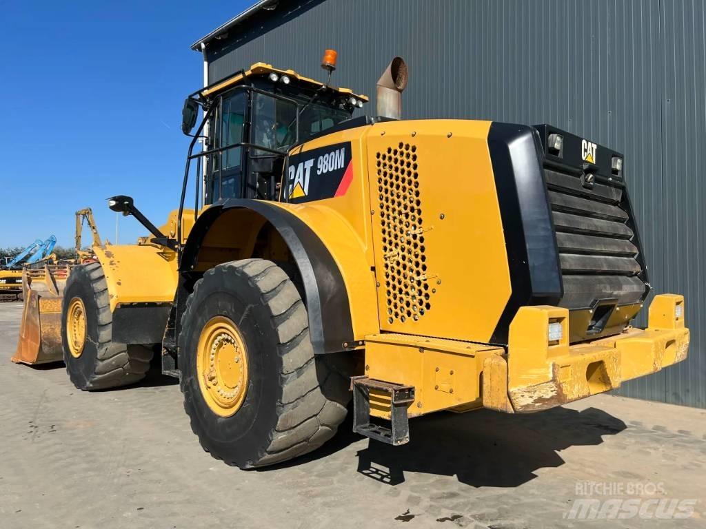 CAT 980M Pyöräkuormaajat
