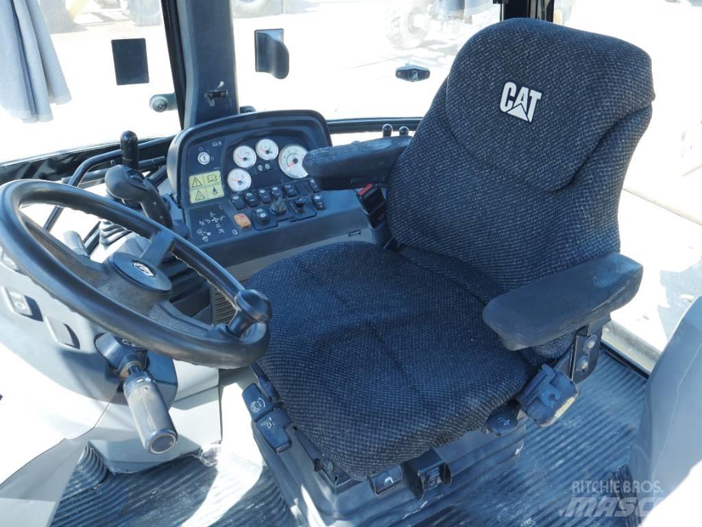 CAT 442 E Kaivurikuormaajat