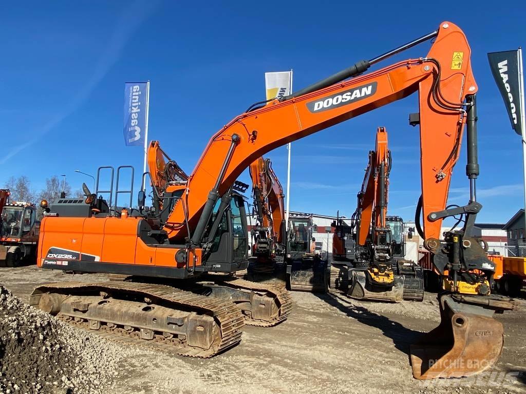 Doosan DX 235 LC-5 Telakaivukoneet