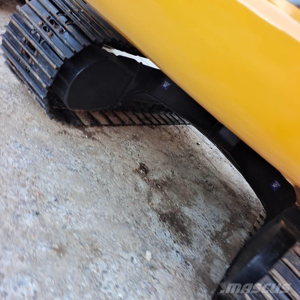 CAT 320 D2 Telakaivukoneet