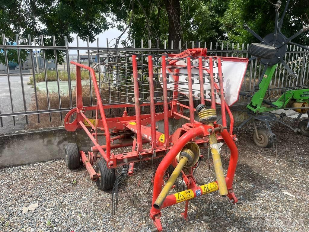Kuhn GA 3201 G M Pöyhimet ja haravat