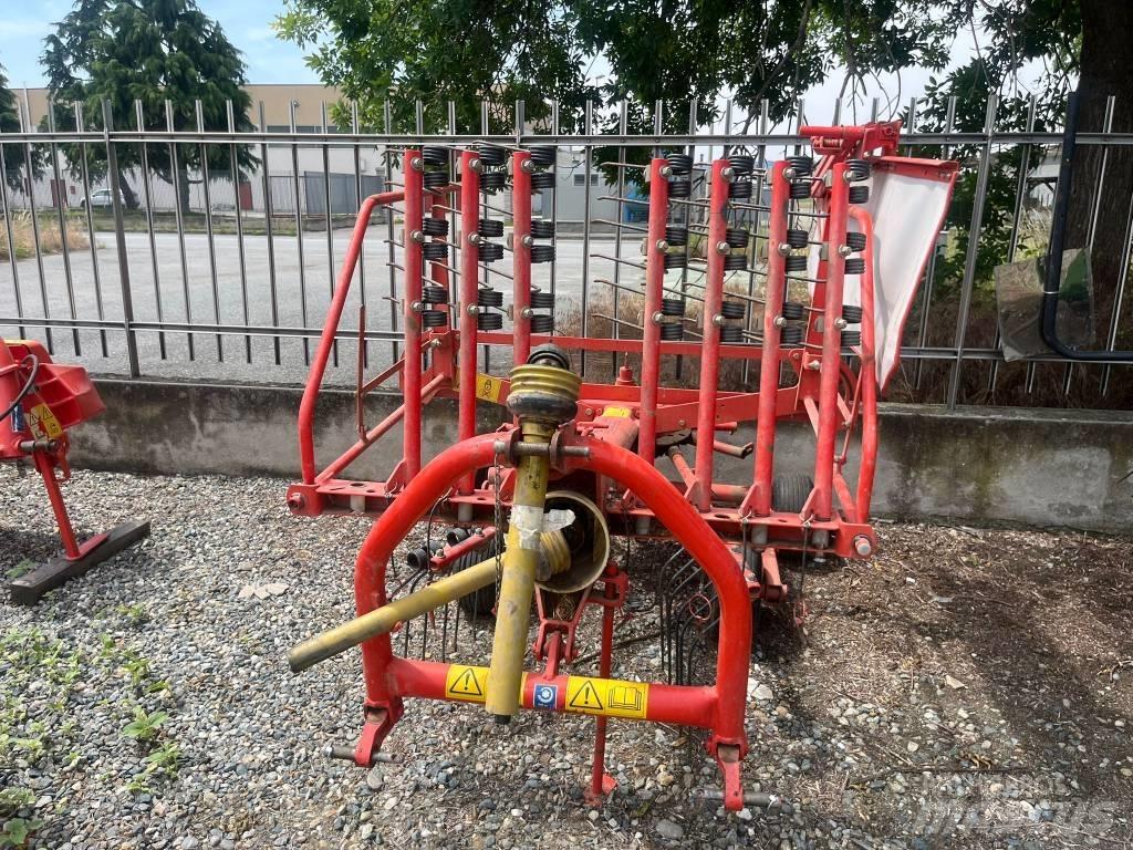 Kuhn GA 3201 G M Pöyhimet ja haravat