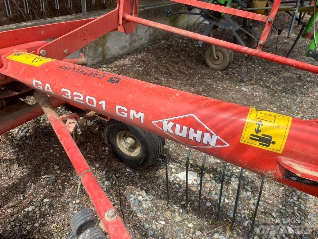 Kuhn GA 3201 G M Pöyhimet ja haravat