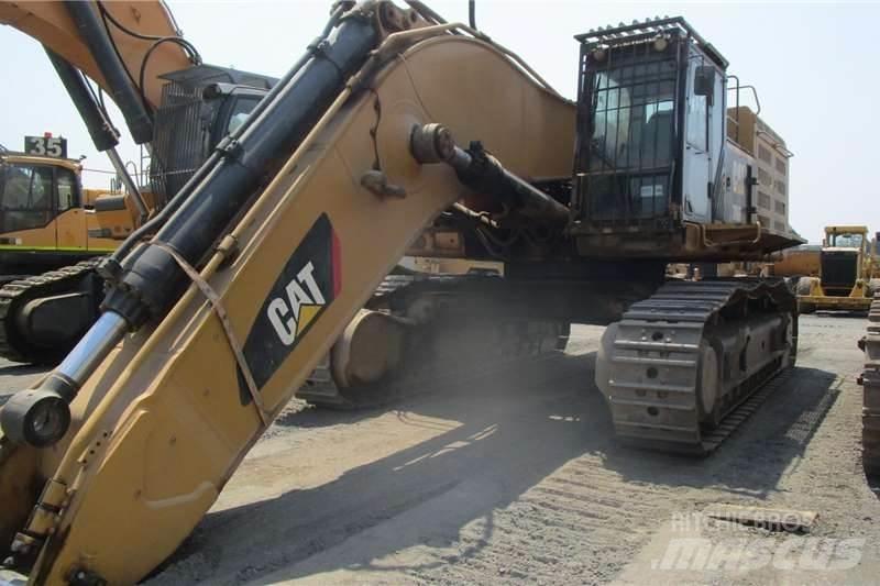 CAT 390FL Minikaivukoneet < 7t