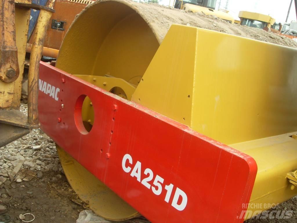 Dynapac CA 251 D Yksivalssijyrät