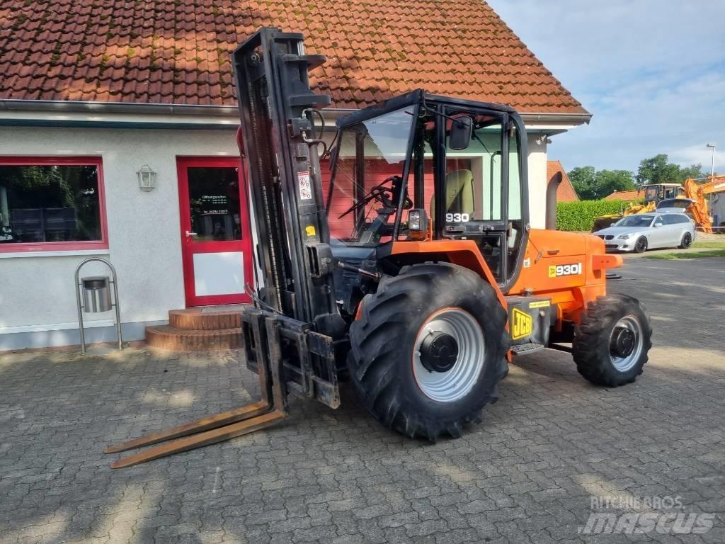 JCB 930-4 Maastotrukit