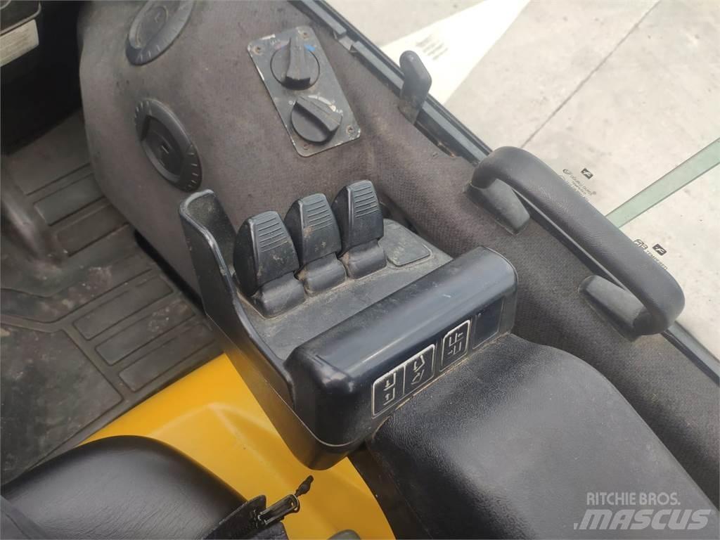 Yale GDP30VX Dieseltrukit