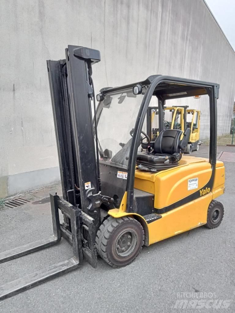 Yale ERP35 Sähkötrukit