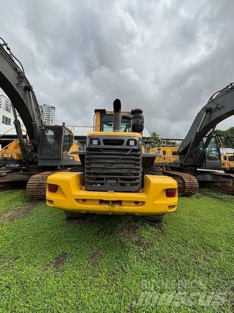 Volvo L 90 F Pyöräkuormaajat