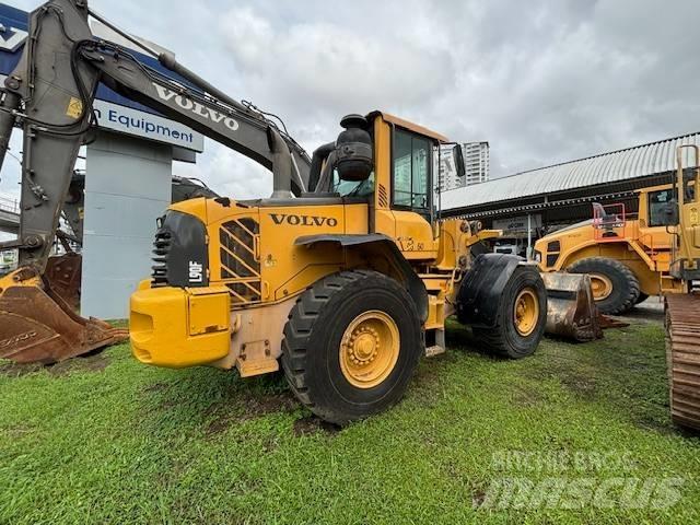 Volvo L 90 F Pyöräkuormaajat