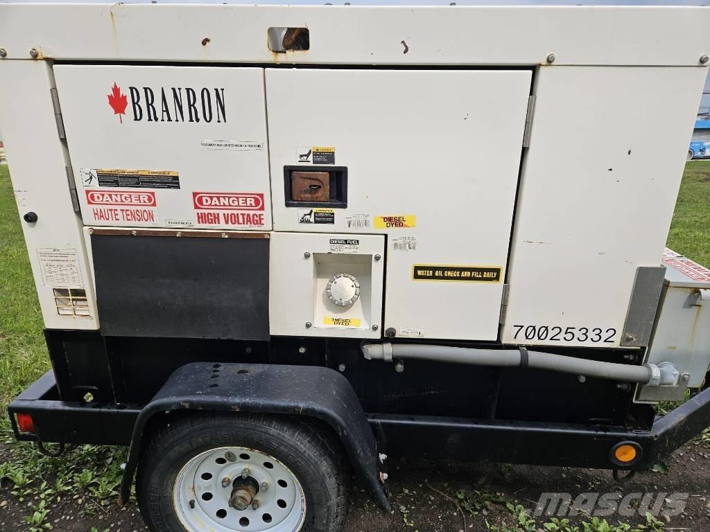 MultiQuip DCA 25 KVA Dieselgeneraattorit