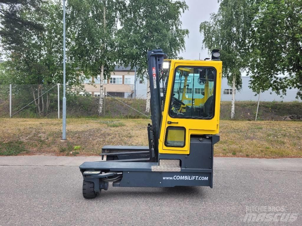 Combilift C 4000 Nelitietrukit