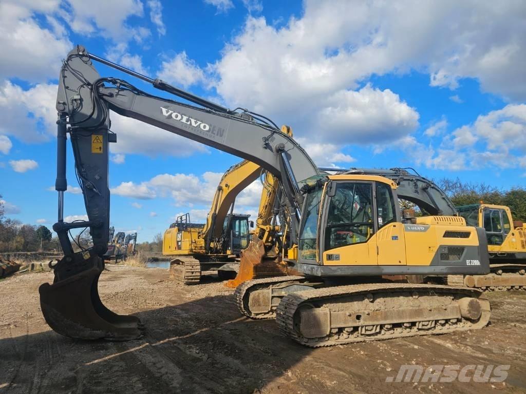 Volvo EC 220 DL Telakaivukoneet