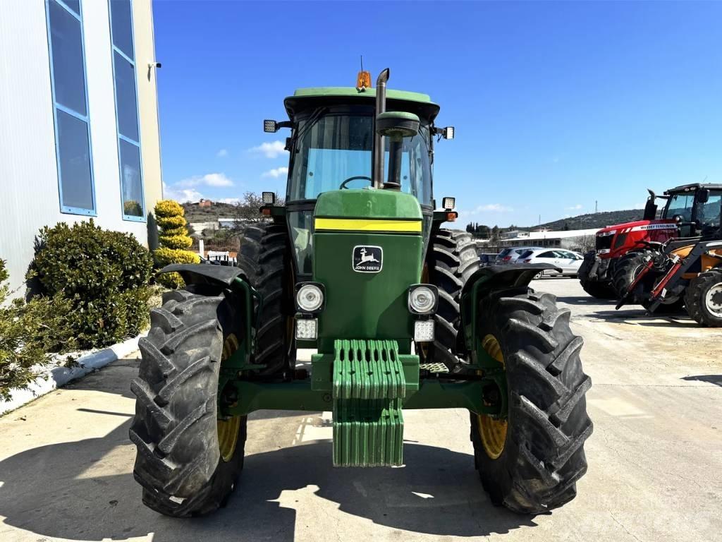 John Deere 3350 Traktorit