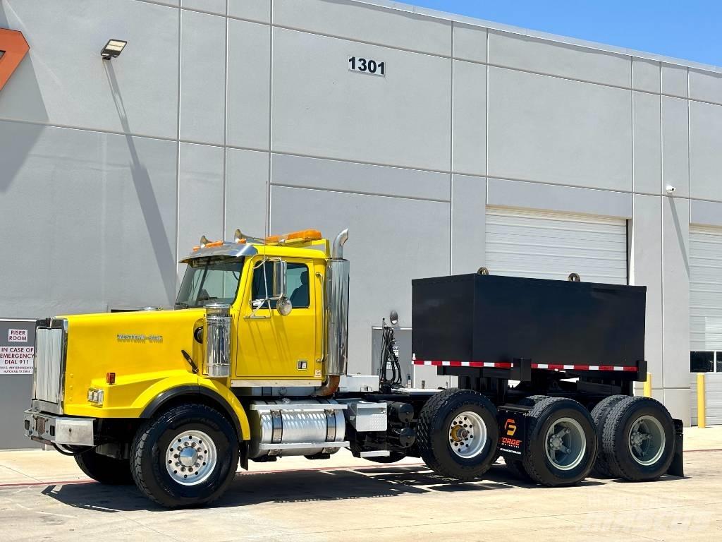 Western Star 4900 SA Vetopöytäautot