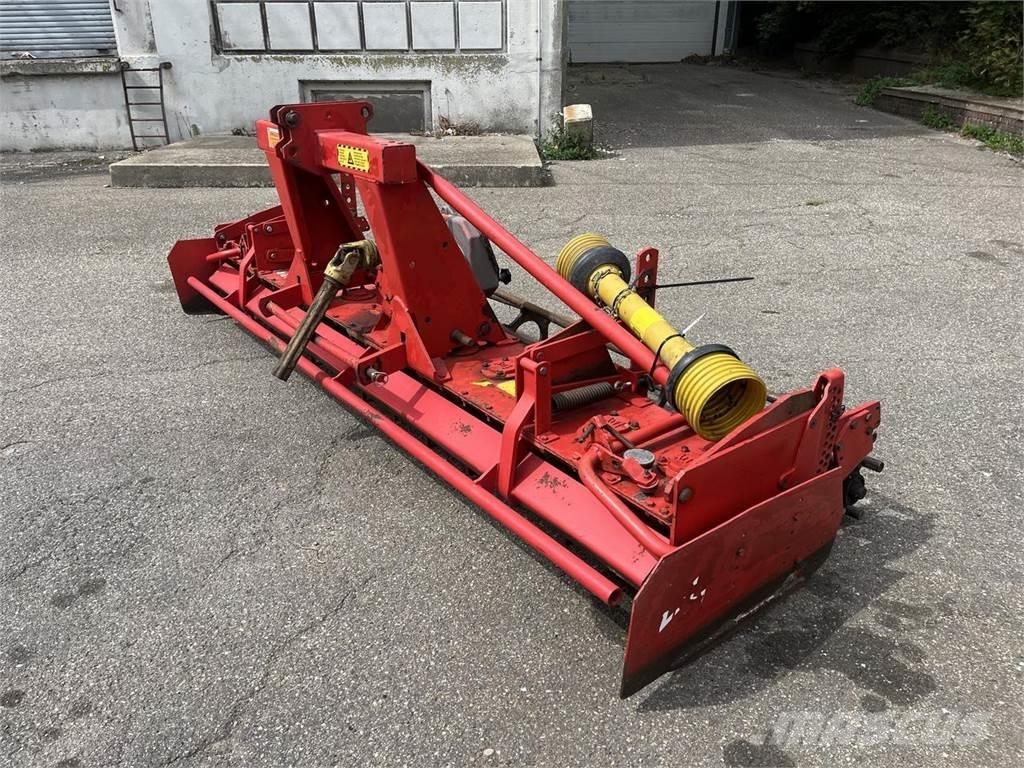 Lely 300-22 Jyrsimet