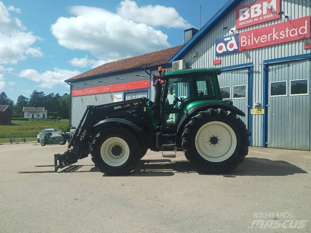 Valtra T 160 Traktorit