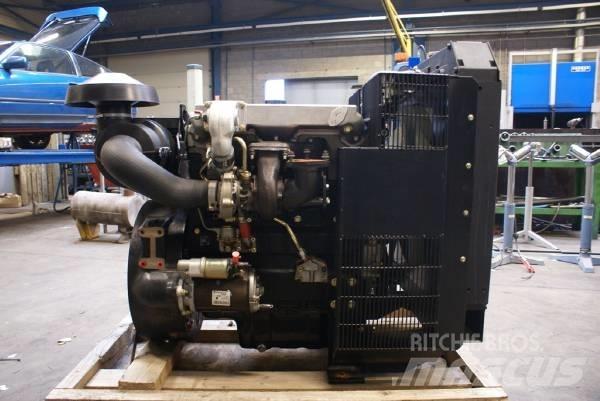 Perkins 1004 T Moottorit