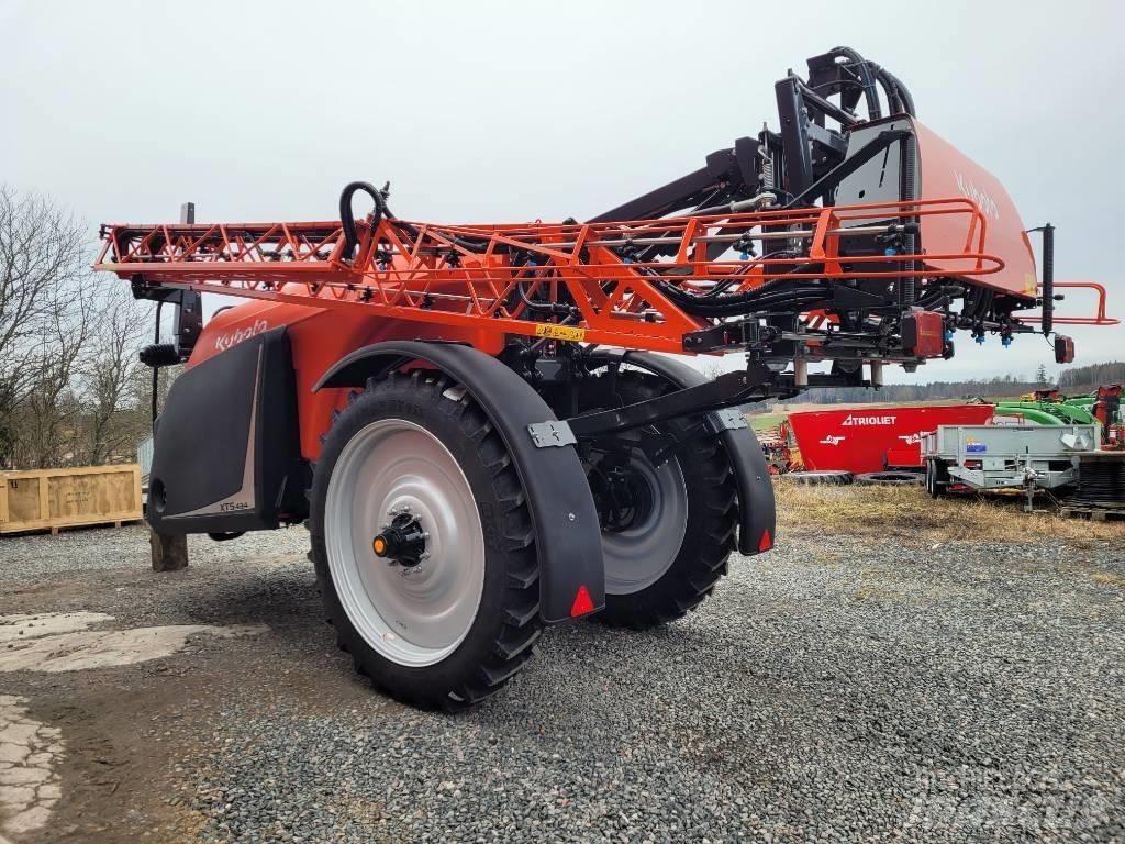 Kubota XTS 4 Hinattavat ruiskut