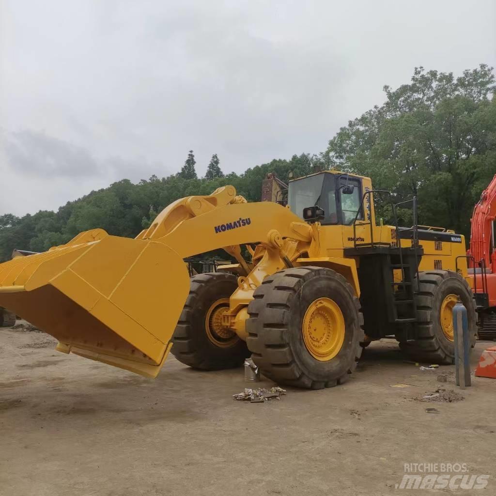 Komatsu WA 600 Pyöräkuormaajat