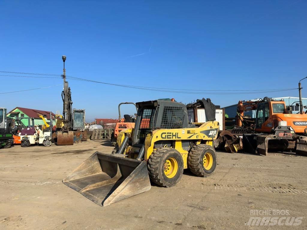 Gehl 7810 Turbo Pienkuormaajat