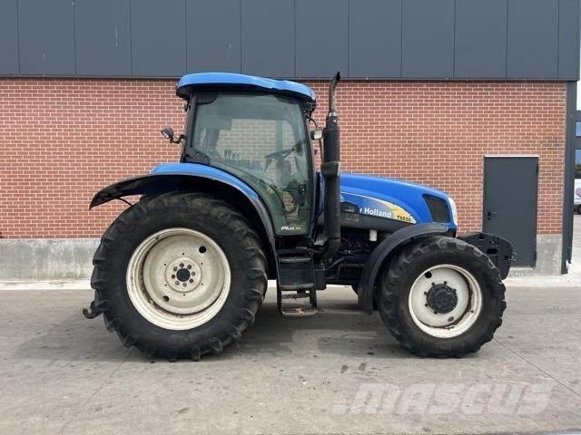 New Holland T6030 Traktorit