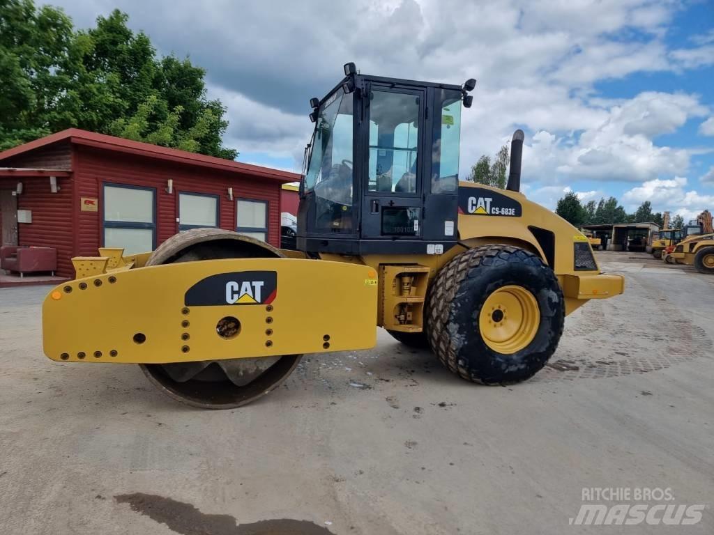 CAT CS 683 E Yksivalssijyrät