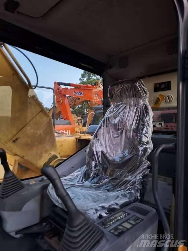 Komatsu PC 200-7 Telakaivukoneet