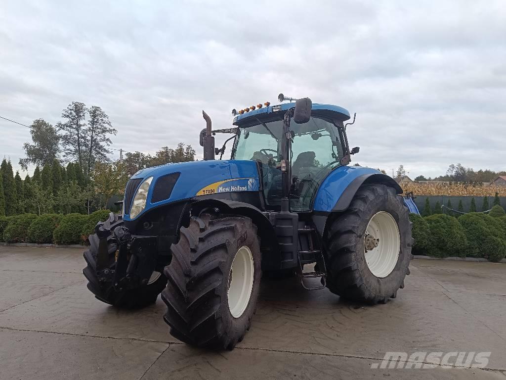 New Holland T 7050 Traktorit