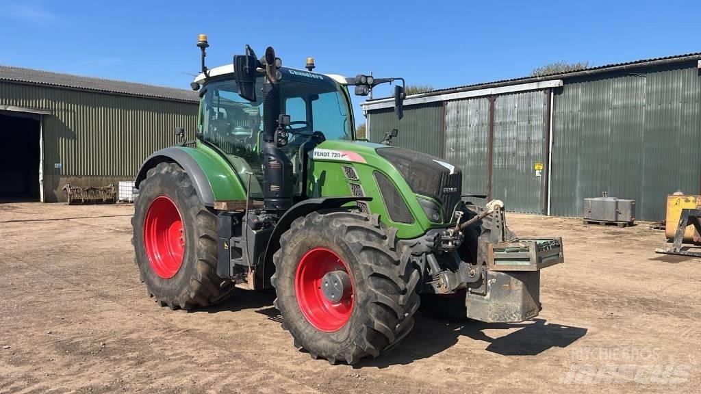 Fendt 720 Vario S4 Traktorit