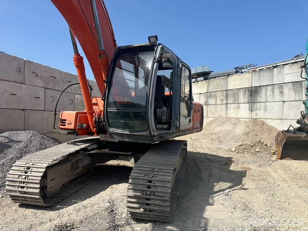 Fiat-Hitachi EX 215 Telakaivukoneet