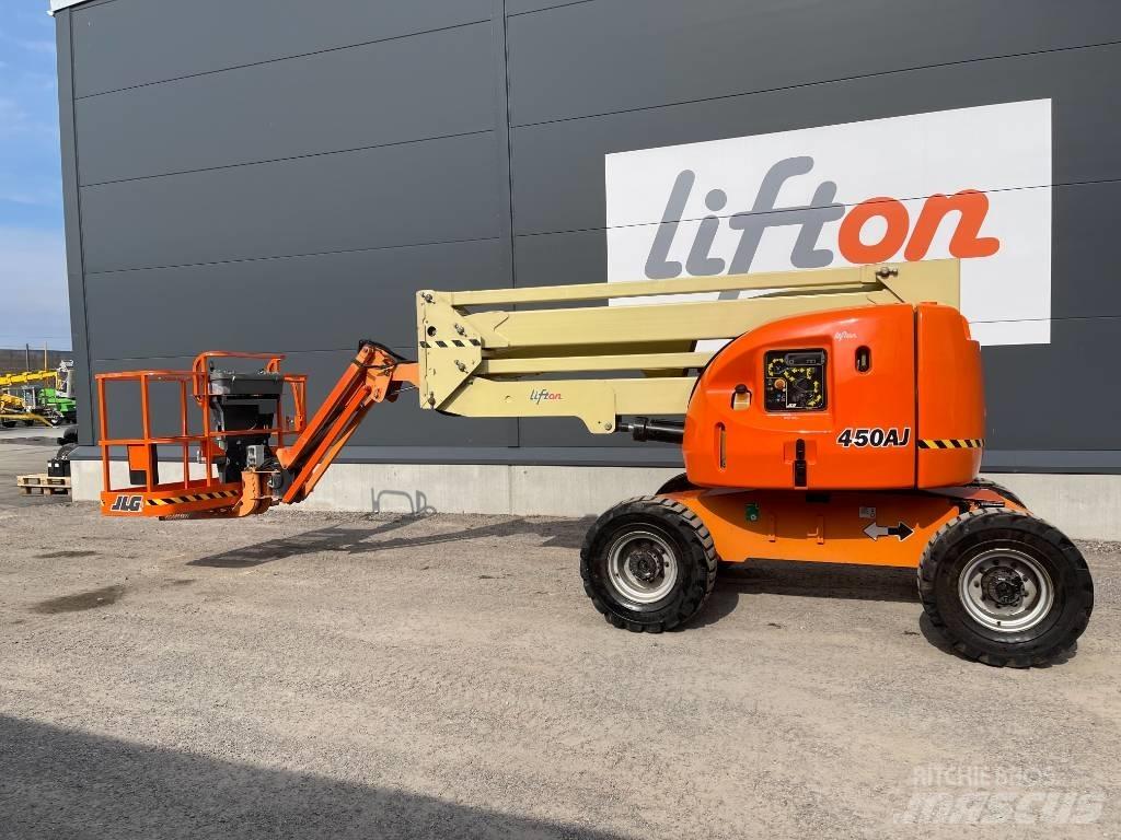 JLG 450 AJ Bomlift Kuukulkijat