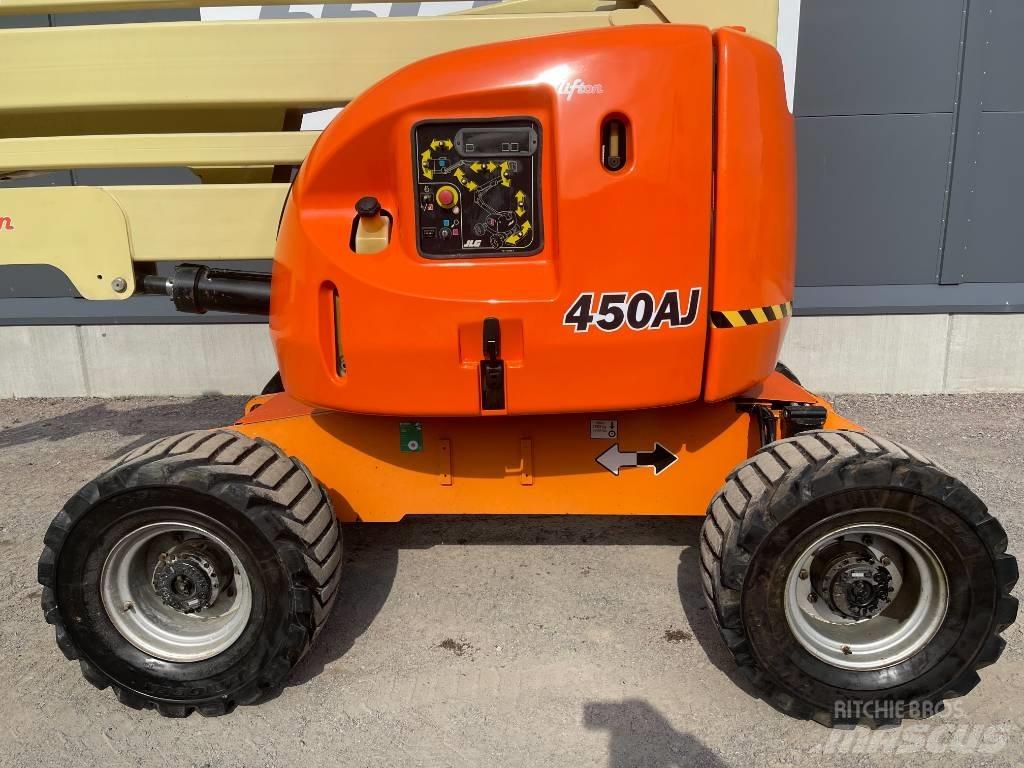 JLG 450 AJ Bomlift Kuukulkijat