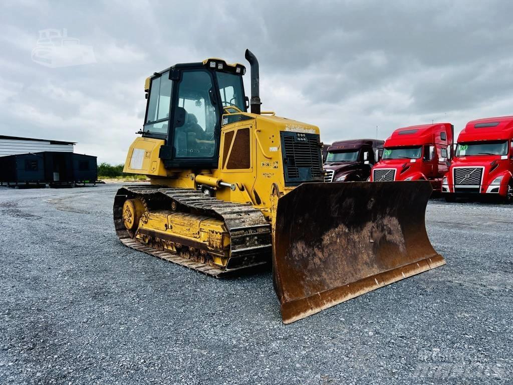 CAT D 6 K XL Telaketjupuskutraktorit