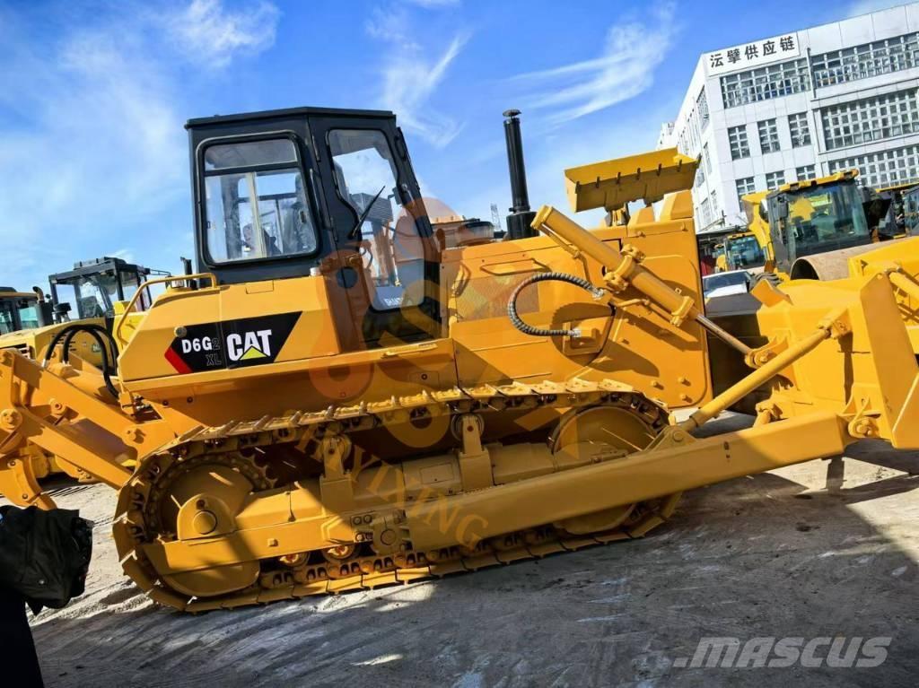 CAT D6G Tiehöylät