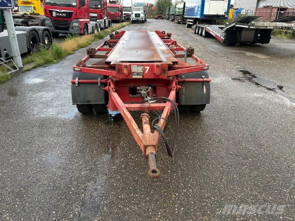 Esve 2 AS - SAF Täyskonttiperävaunut