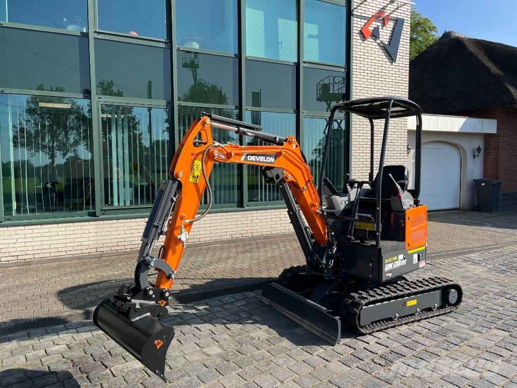 Develon DX 20 ZE Minikaivukoneet < 7t