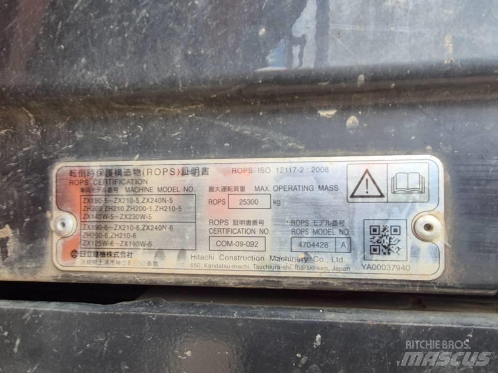 Hitachi ZX 170 W-6 Pyöräkaivukoneet