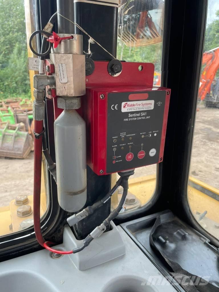 CAT D 6 T LGP Telaketjupuskutraktorit